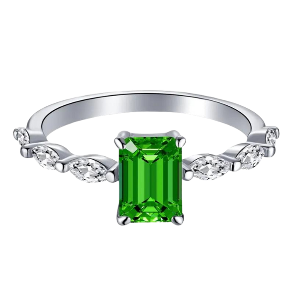 Emerald Square Ring